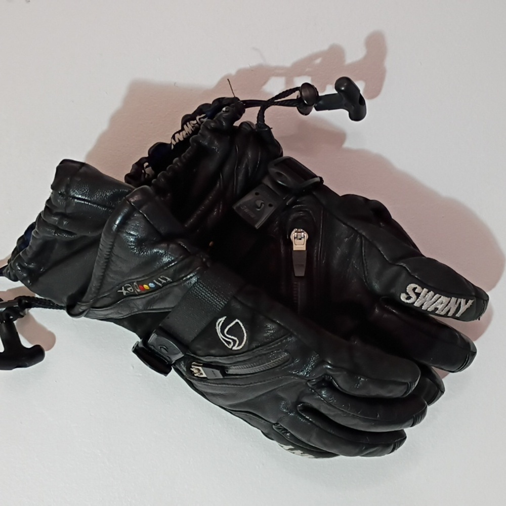 SWANY TRI-PLEX LADIES SIZE SMALL
X-CHANGE 2.1 GLOVES Black Leather Gloves